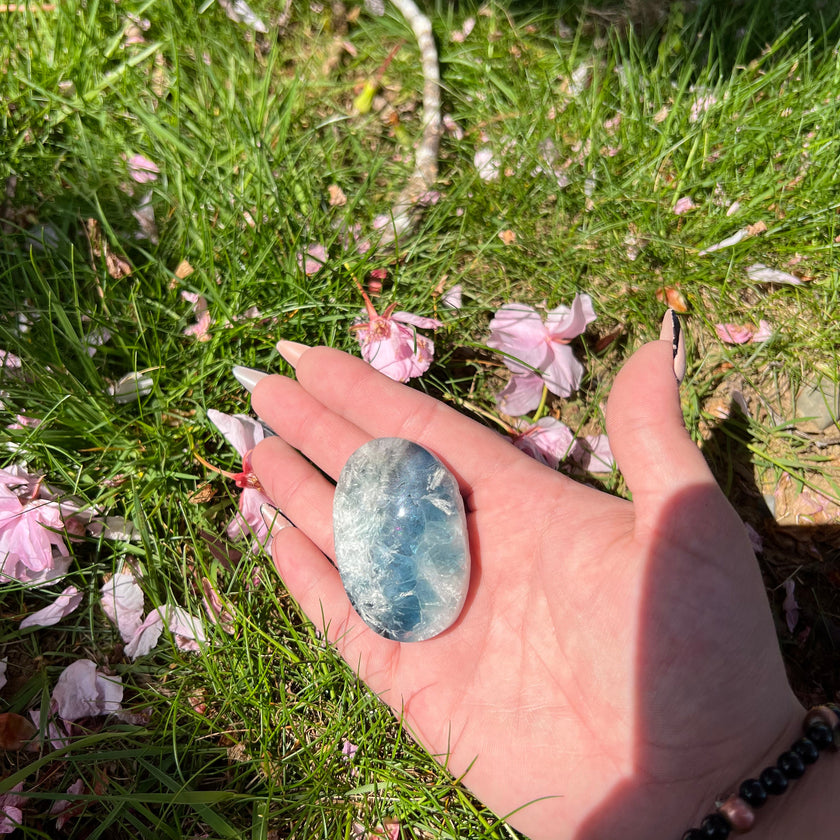Feather Fluorite Palm Stone