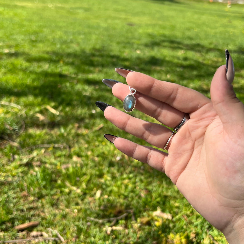 Labradorite Pendant