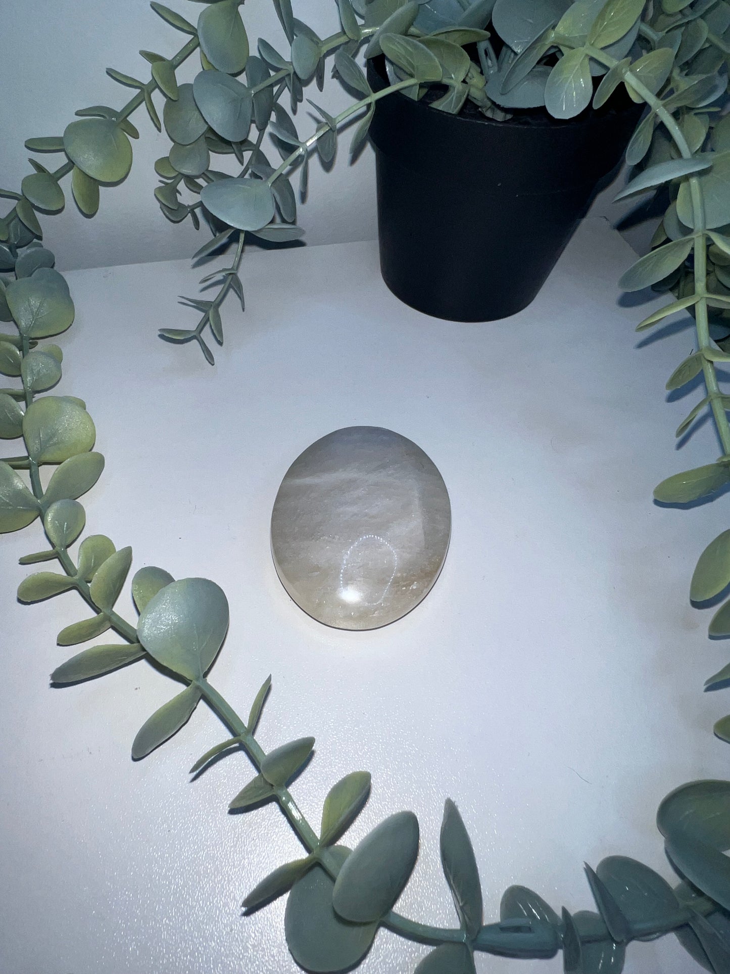 Moonstone Palm Stone