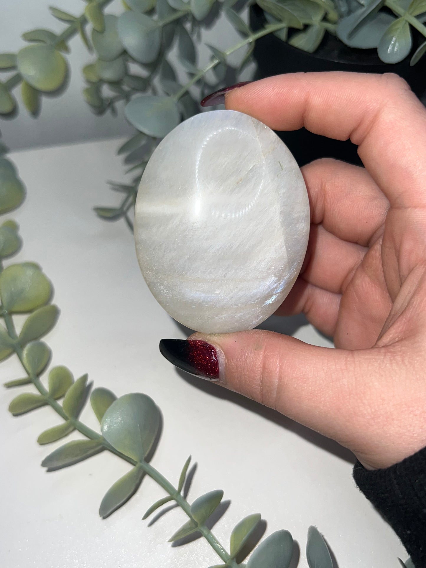 Moonstone Palm Stone