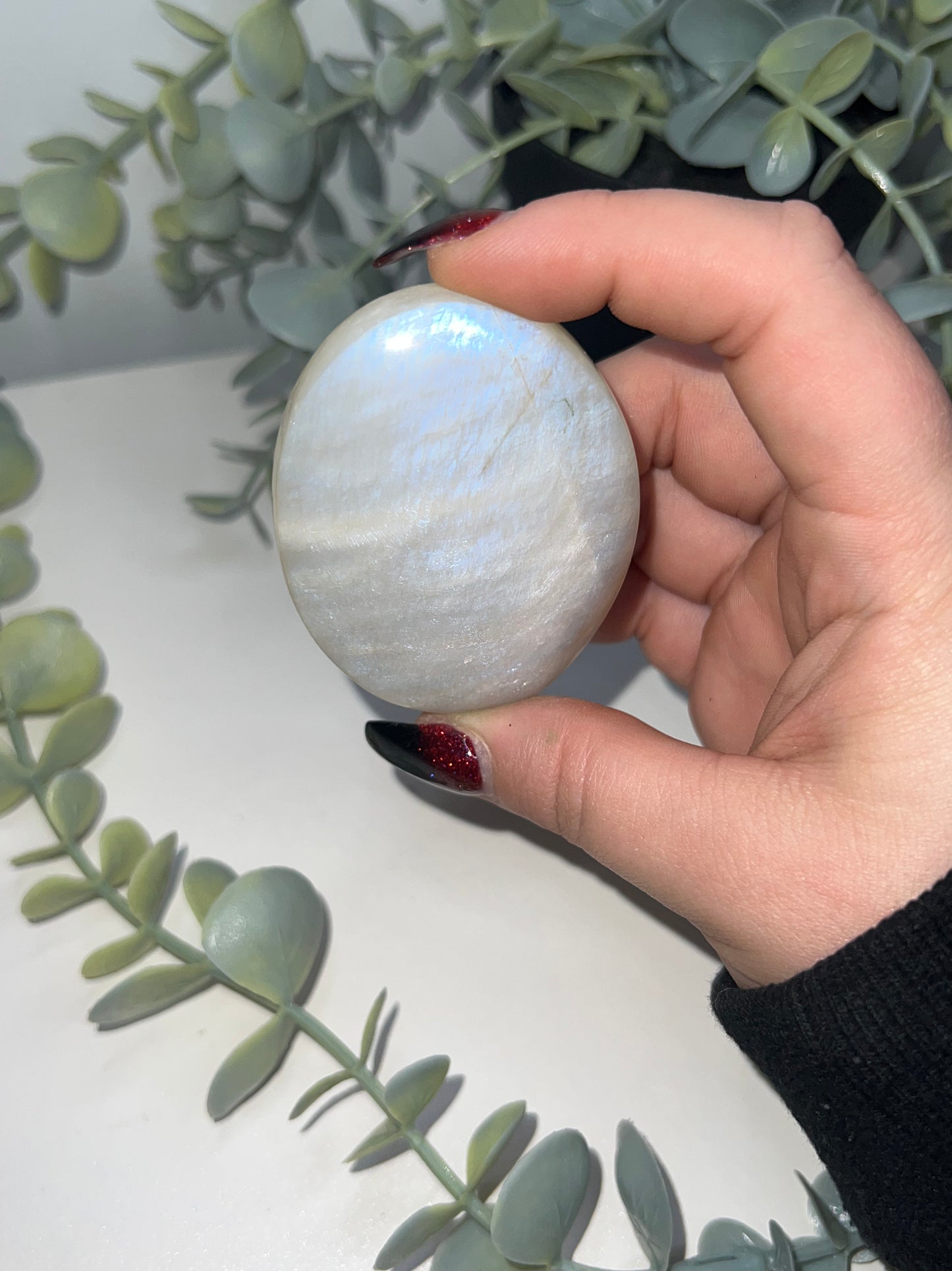 Moonstone Palm Stone