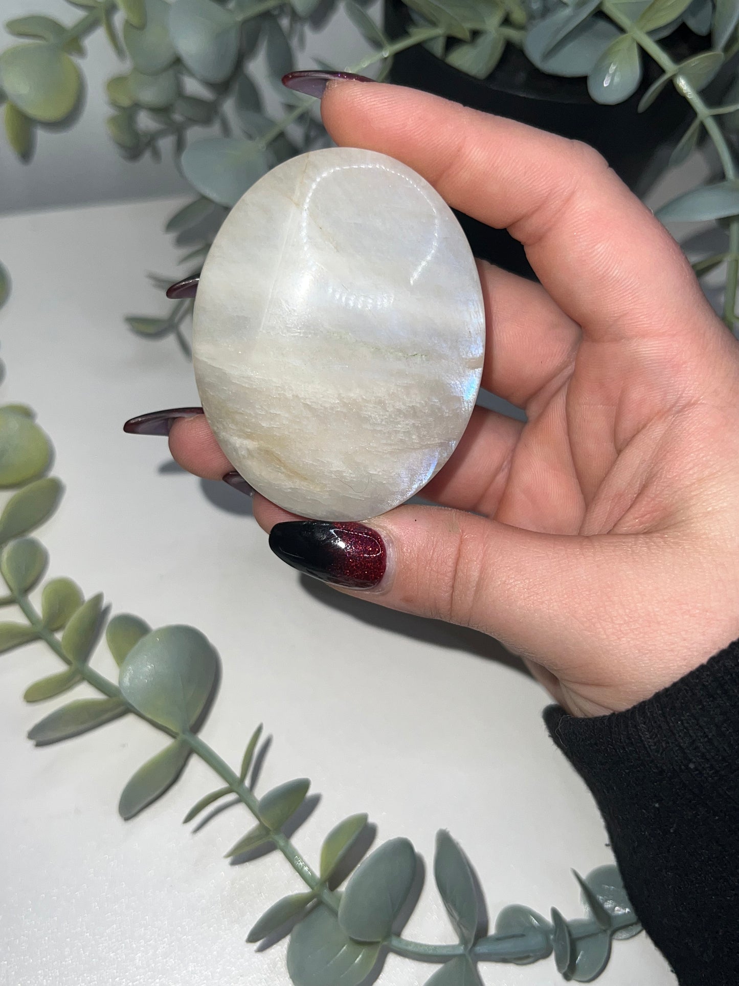 Moonstone Palm Stone