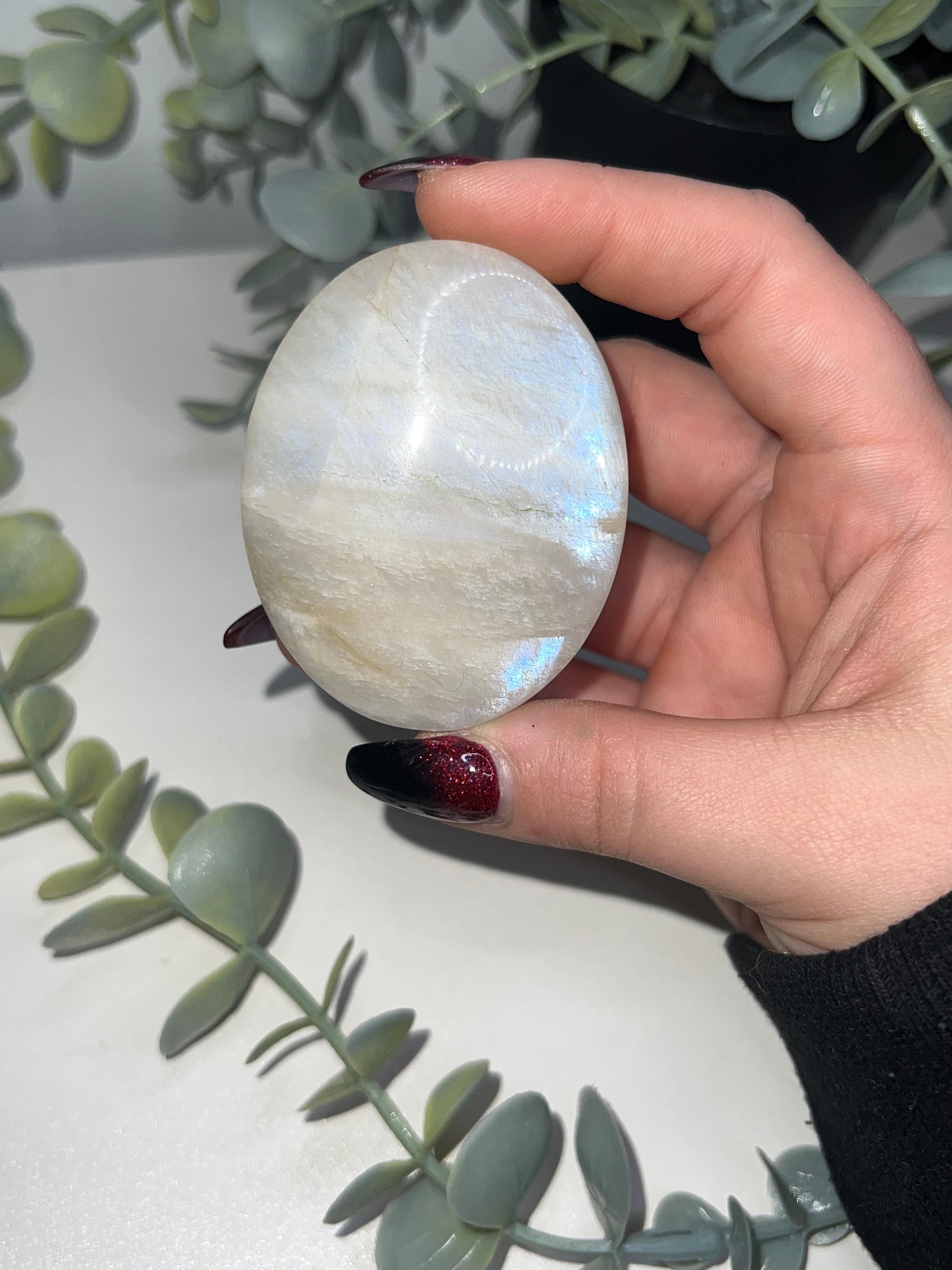 Moonstone Palm Stone